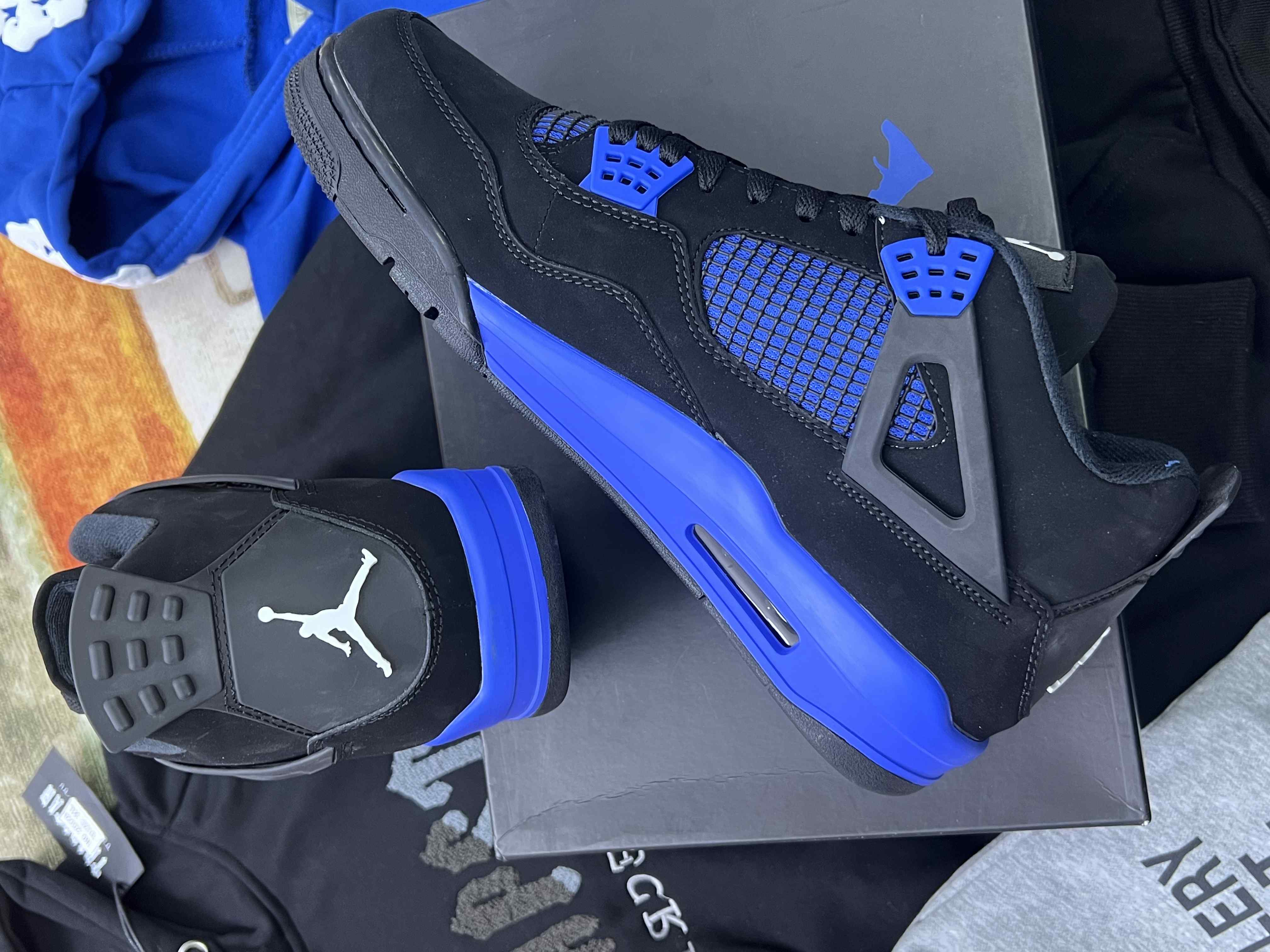 4 (2)_compressed.jpg